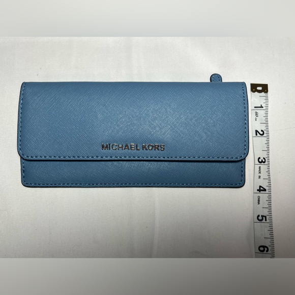 Michael Kors Sky Blue Clutch Wallet - Picture 5 of 9